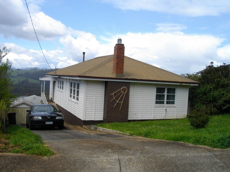 15 Grant Street, Burnie TAS 7320