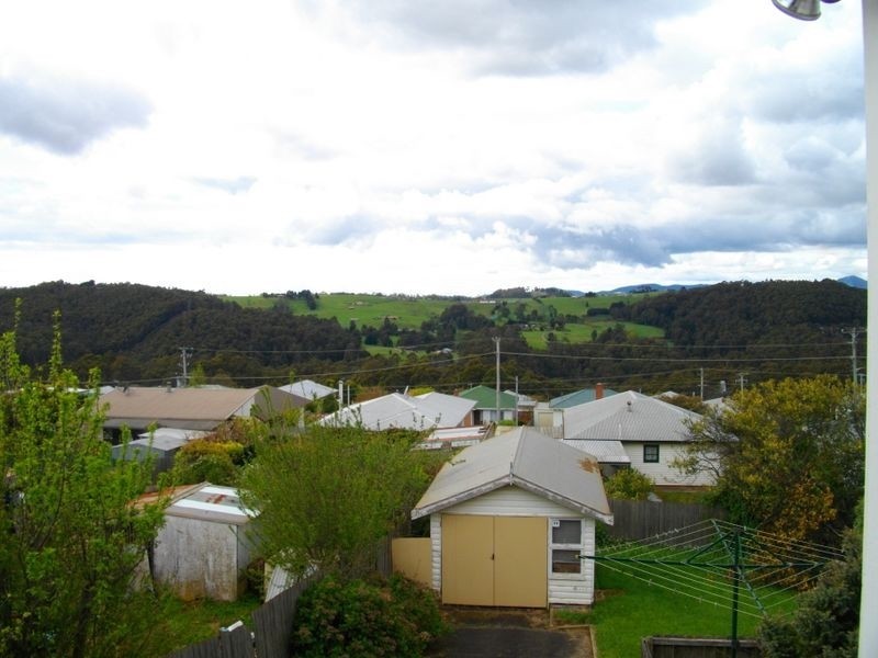 15 Grant Street, Burnie TAS 7320