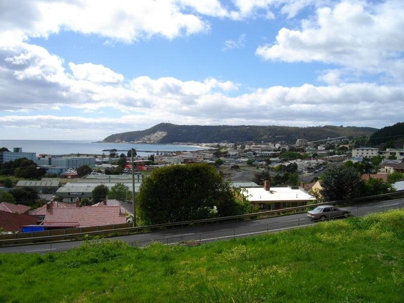 134 Mount Street, Burnie TAS 7320
