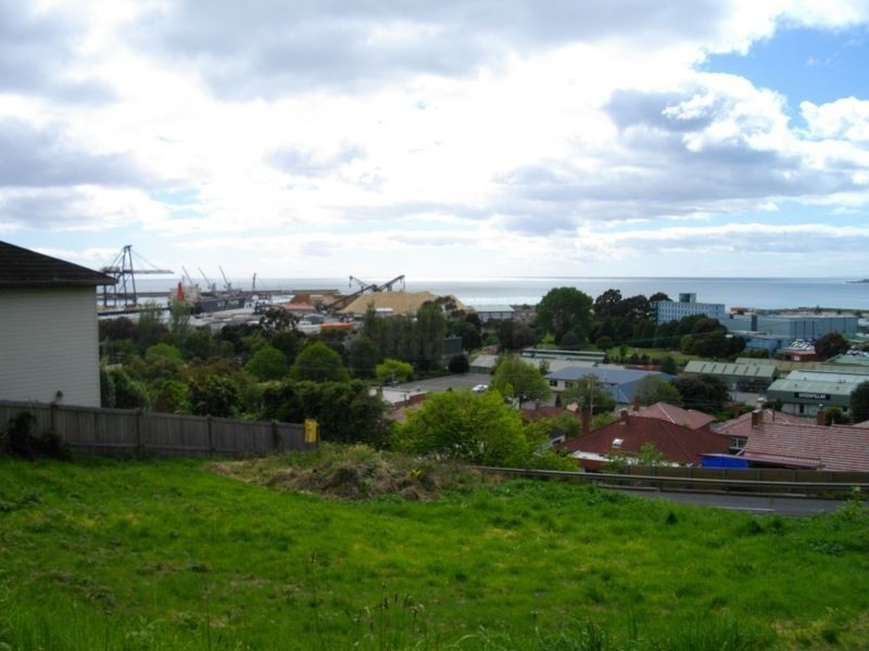 134 Mount Street, Burnie TAS 7320
