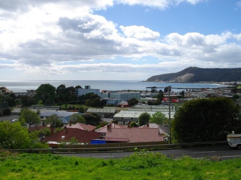 134 Mount Street, Burnie TAS 7320
