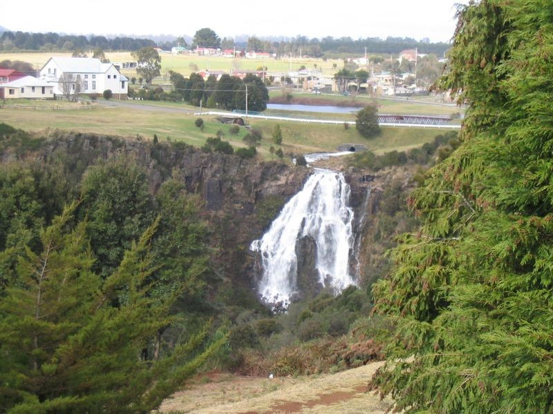 64 English Street, Waratah TAS 7321