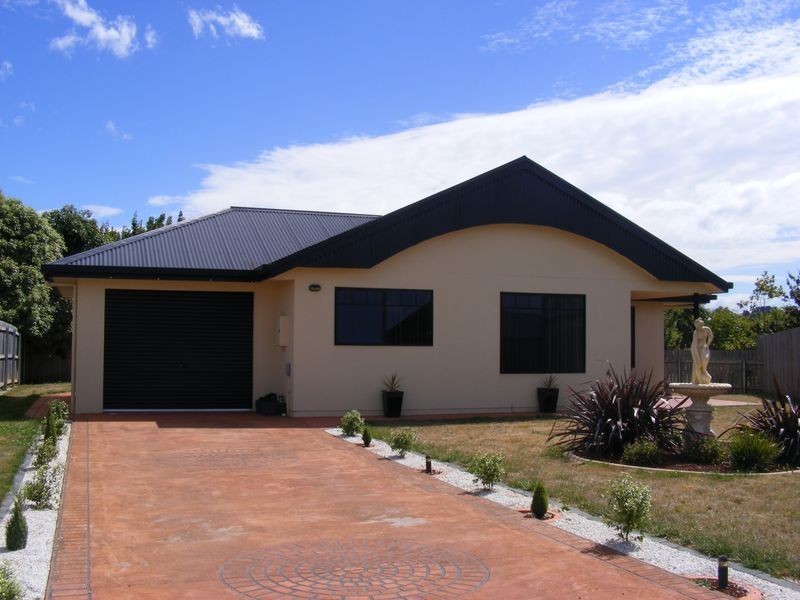 12 Crisling Place, Penguin TAS 7316