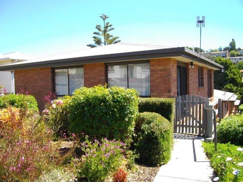 1/6 West Street, Burnie TAS 7320