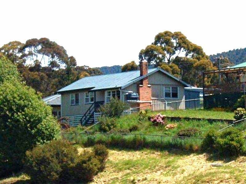 17 Giblin Street, Rosebery TAS 7470