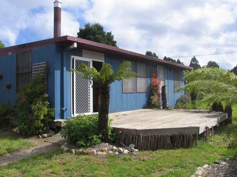 3 Kershaw Street, Tullah TAS 7321