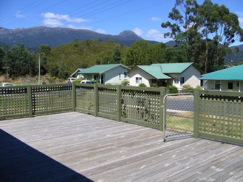 Rosebery TAS 7470