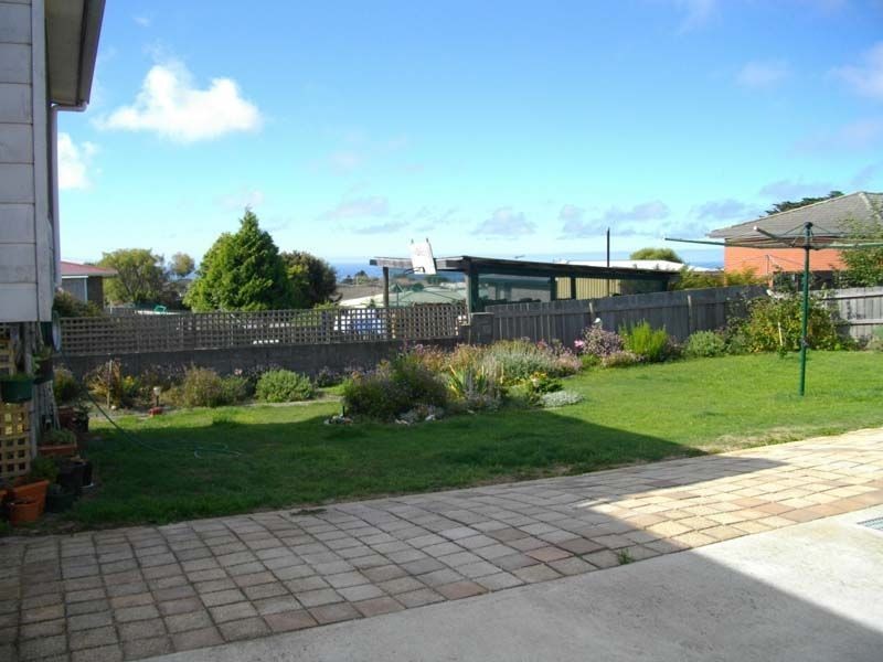 13 Winter Avenue, Burnie TAS 7320