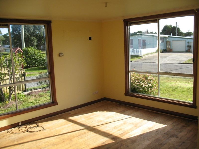 4 Comstock Court, Zeehan TAS 7469