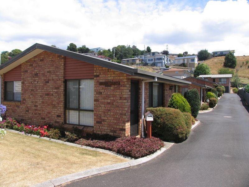 4/16 Collins Street, Burnie TAS 7320