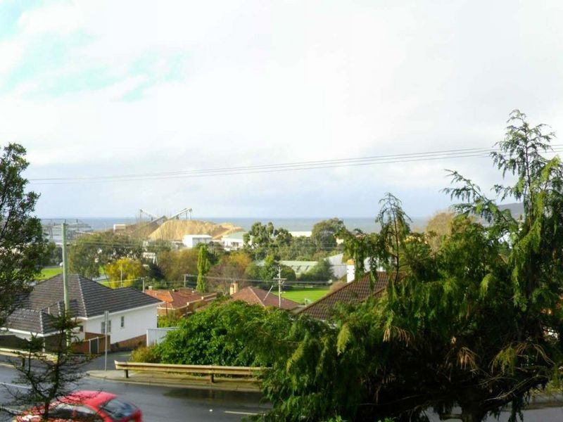 122 Mount Street, Burnie TAS 7320