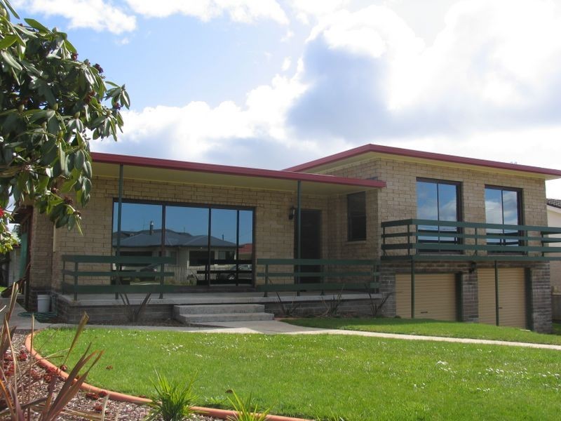 19 Elizabeth Street, Somerset TAS 7322