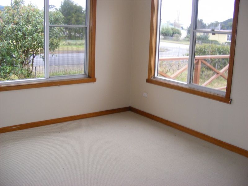 39 Main Street, Zeehan TAS 7469