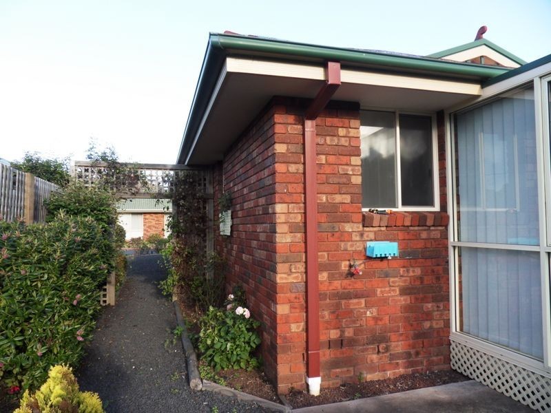 12/3 Hayward Street, Penguin TAS 7316