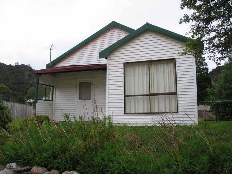 5 Railway Reserve, Queenstown TAS 7467