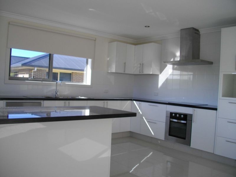 13 Hales Street, Penguin TAS 7316