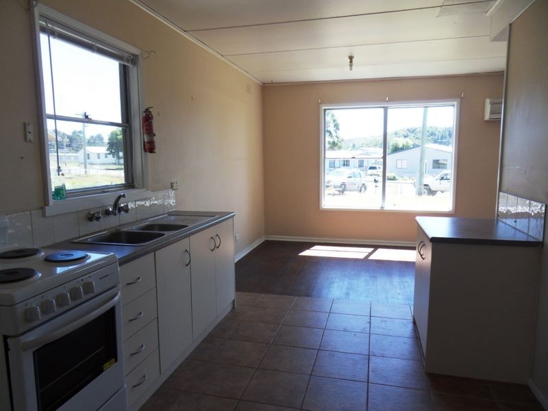 51 Main Street, Zeehan TAS 7469