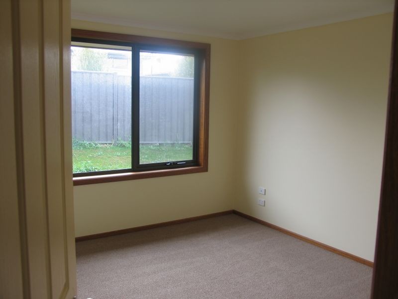 1/107-111 Mooreville Road, Burnie TAS 7320