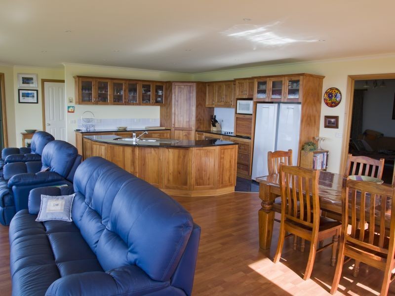 56 West Ridge Road, Penguin TAS 7316