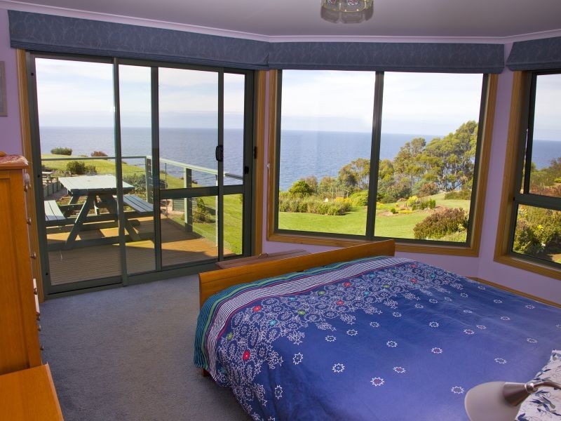 56 West Ridge Road, Penguin TAS 7316