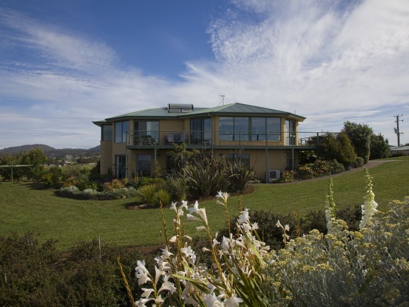 56 West Ridge Road, Penguin TAS 7316