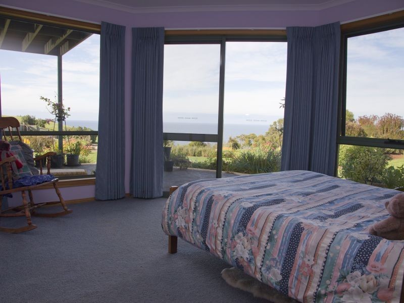 56 West Ridge Road, Penguin TAS 7316