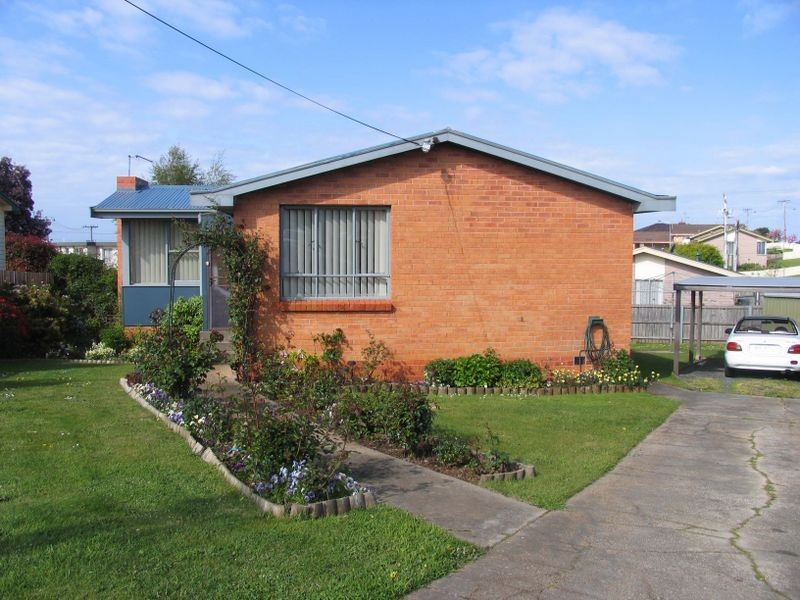 12 Lucas Place, Burnie TAS 7320