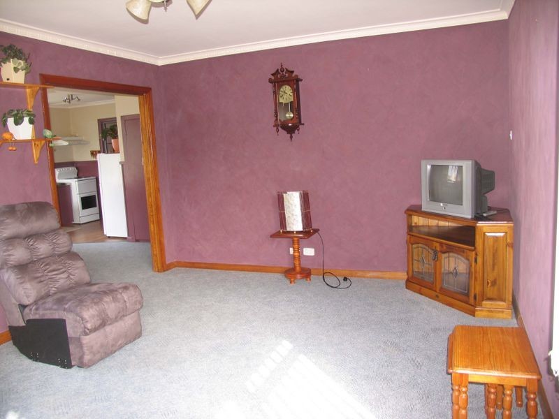 12 Lucas Place, Burnie TAS 7320