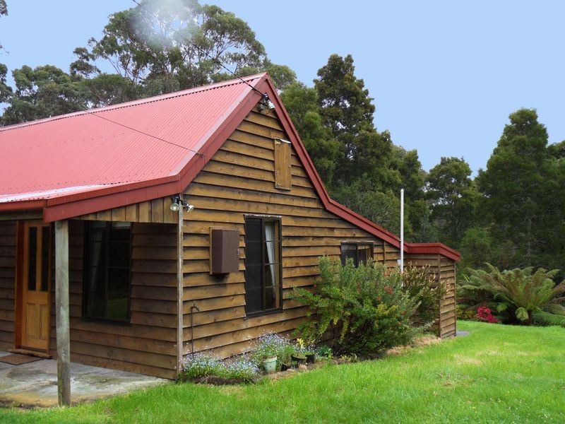 9 Jones Street, Strahan TAS 7468