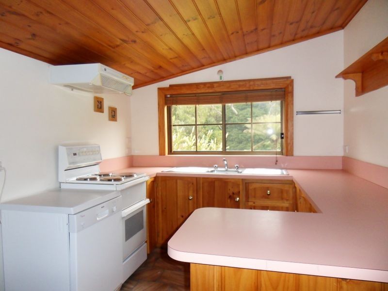 9 Jones Street, Strahan TAS 7468