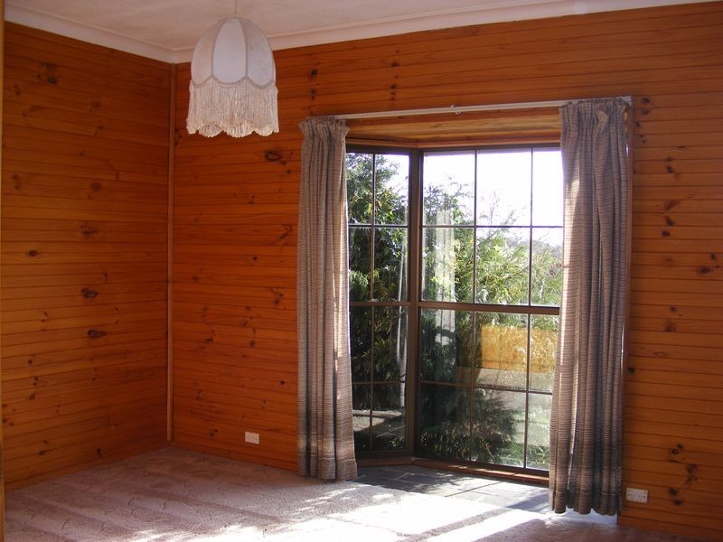 27 Seaview Avenue, Burnie TAS 7320