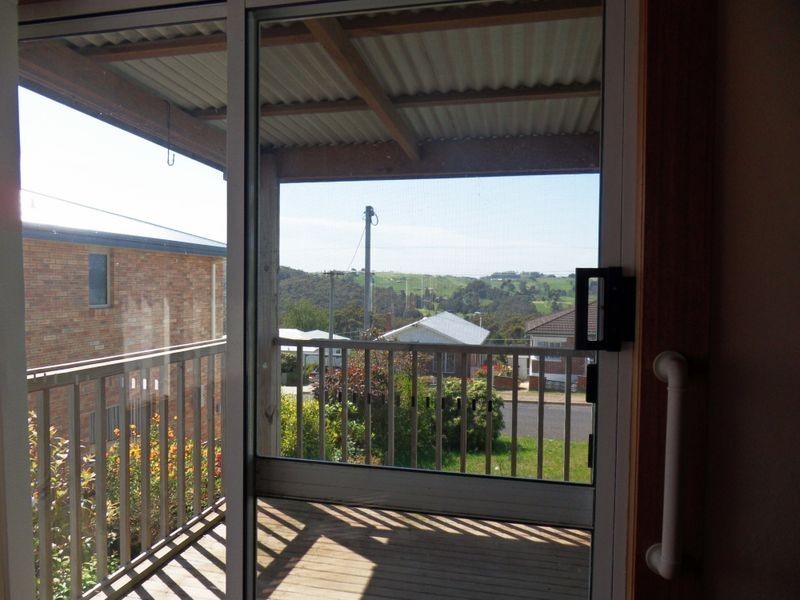 18 Mcphee Street, Burnie TAS 7320