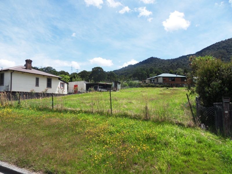 9 Read Street, Rosebery TAS 7470