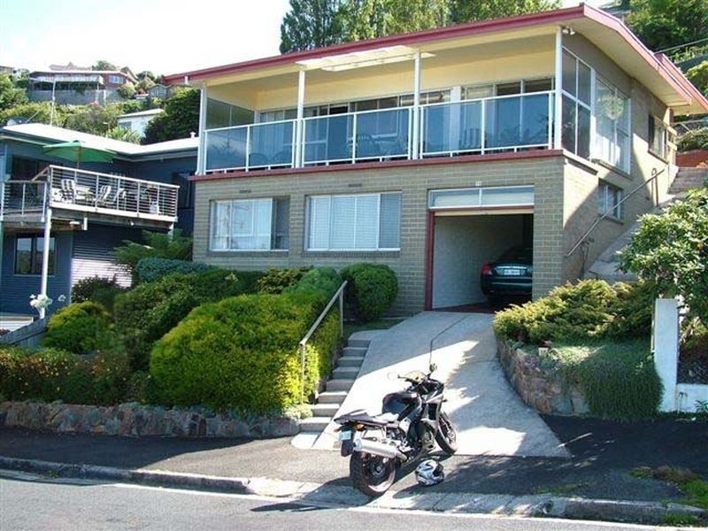 15 Regent Street, Burnie TAS 7320