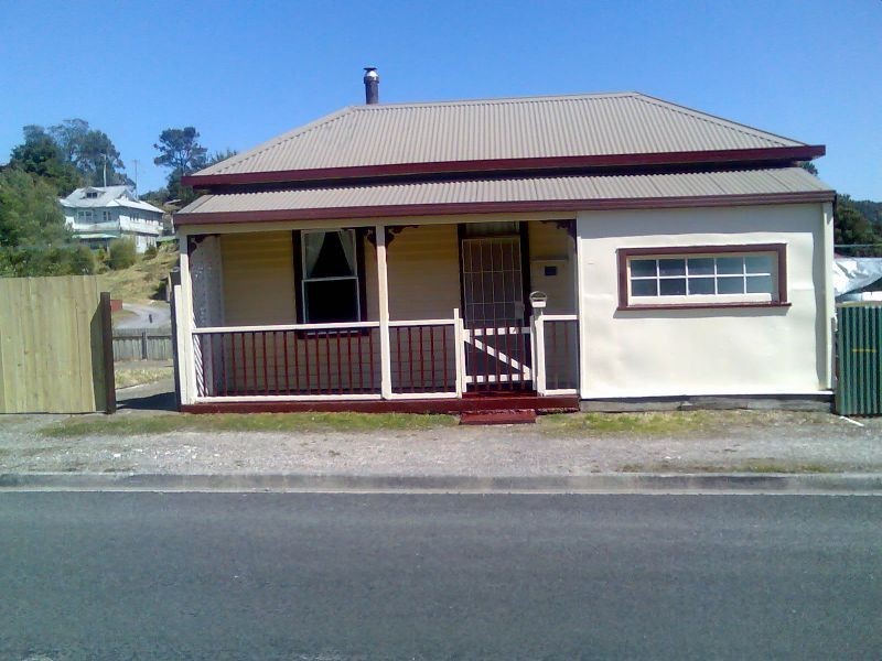 12 Dixon Street, Queenstown TAS 7467