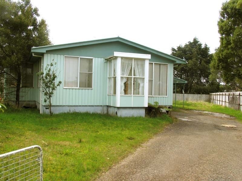 2 Westwood Street, Zeehan TAS 7469