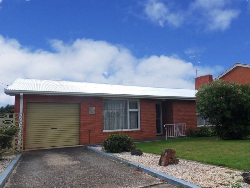 8 Thorne Street, Burnie TAS 7320