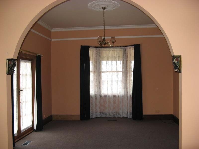 8 Monnington Street, Burnie TAS 7320