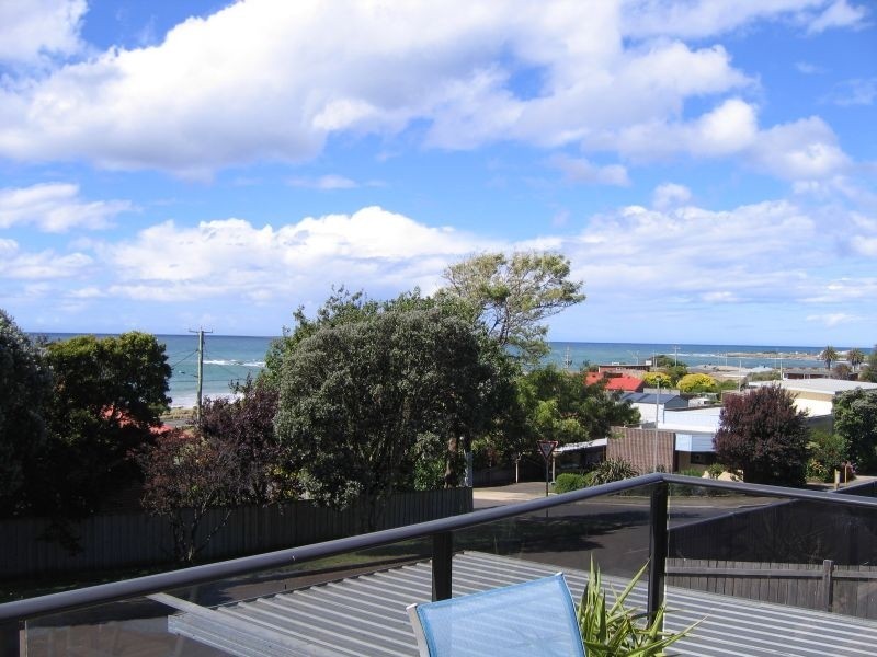 3 Frederick Street, Ocean Vista TAS 7320