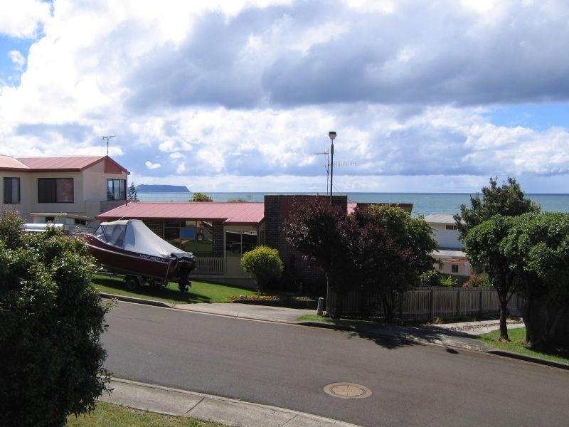 3 Frederick Street, Ocean Vista TAS 7320