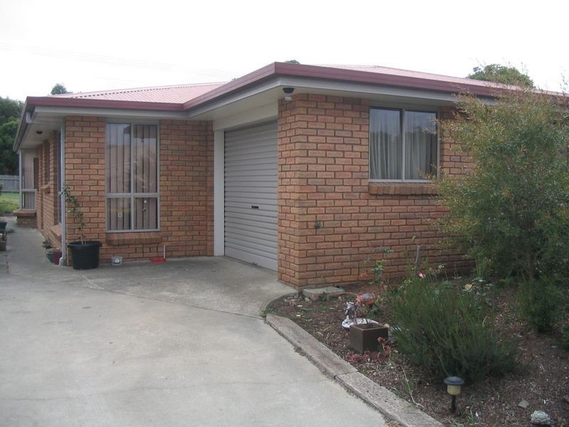 8A Athol Street, Somerset TAS 7322