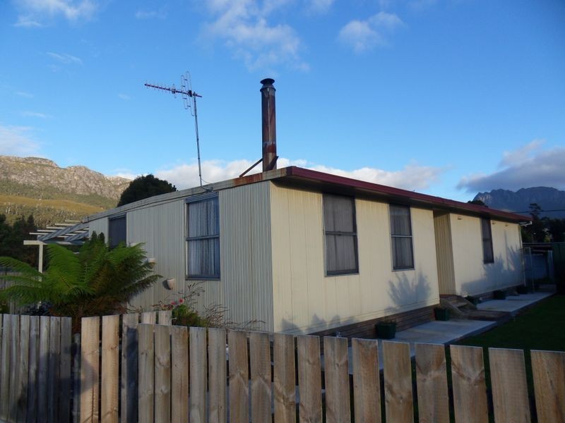 26 Sophia Street, Tullah TAS 7321