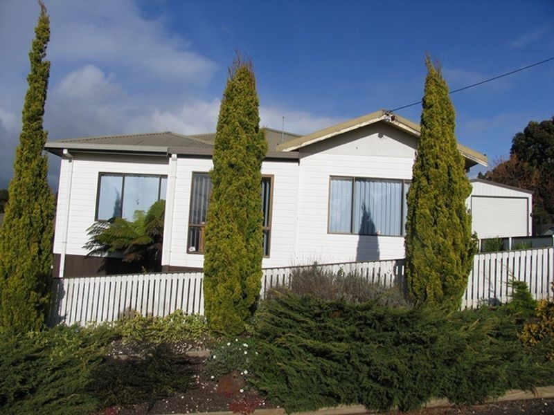 7 Sutton Street, Burnie TAS 7320