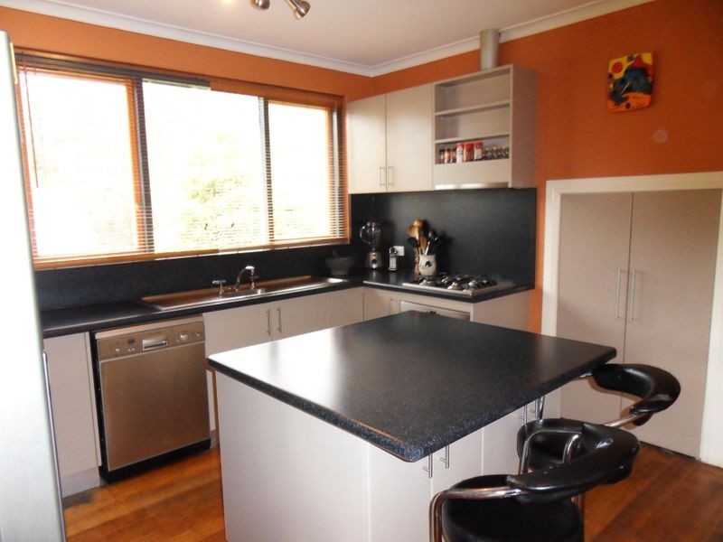 3 Aileen Crescent, Hillcrest TAS 7320