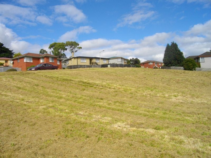 46 Loongana Avenue, Burnie TAS 7320