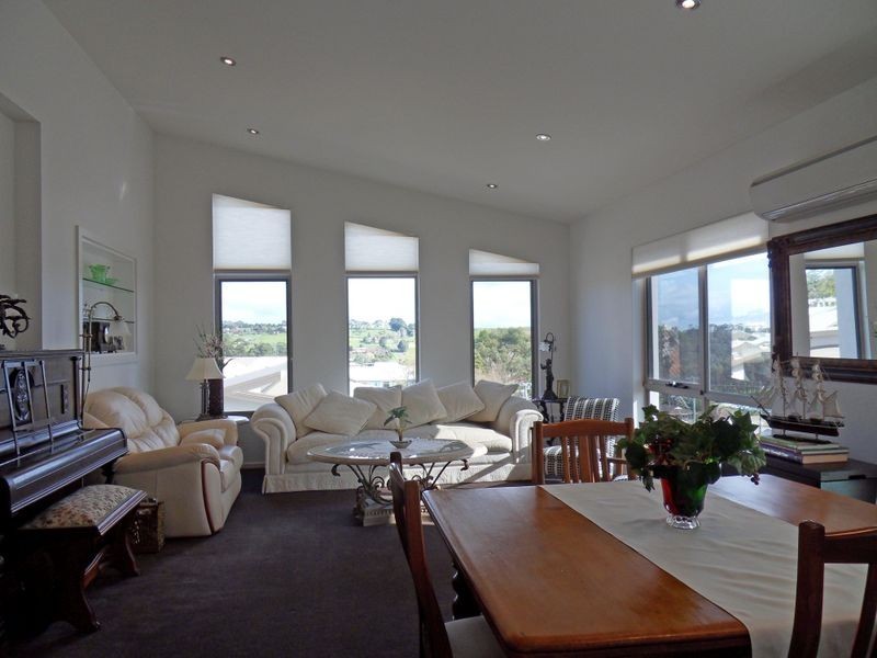 2/2 Stevens Place, Burnie TAS 7320