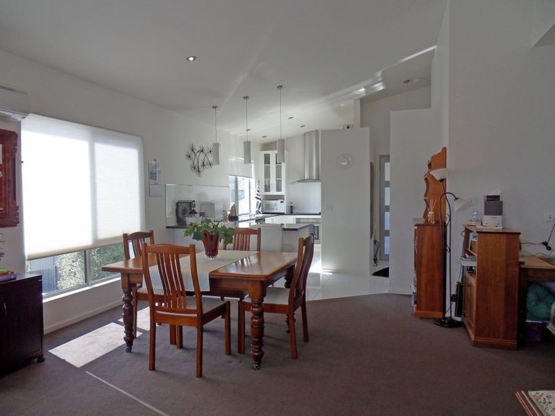 2/2 Stevens Place, Burnie TAS 7320