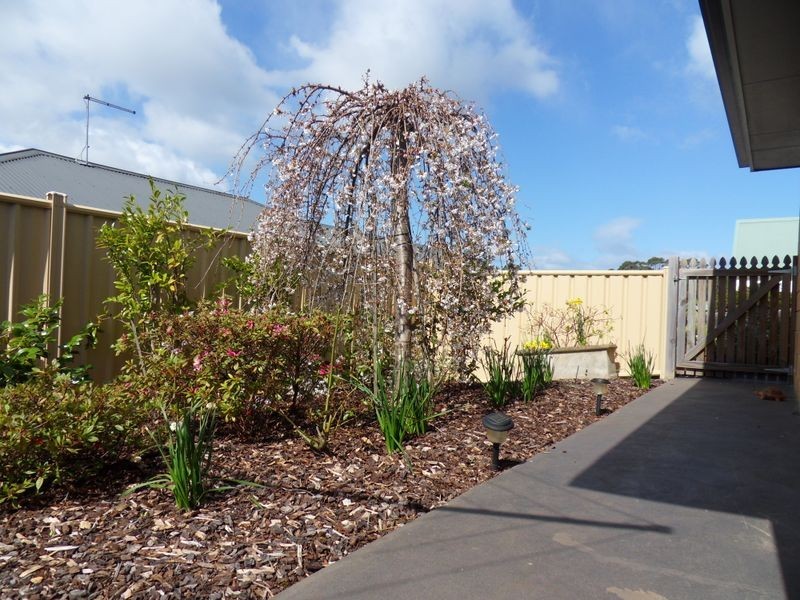 2/34 Arden Avenue, Devonport TAS 7310