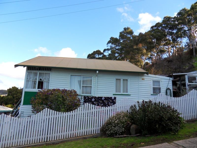 1 Plummer Avenue, Burnie TAS 7320