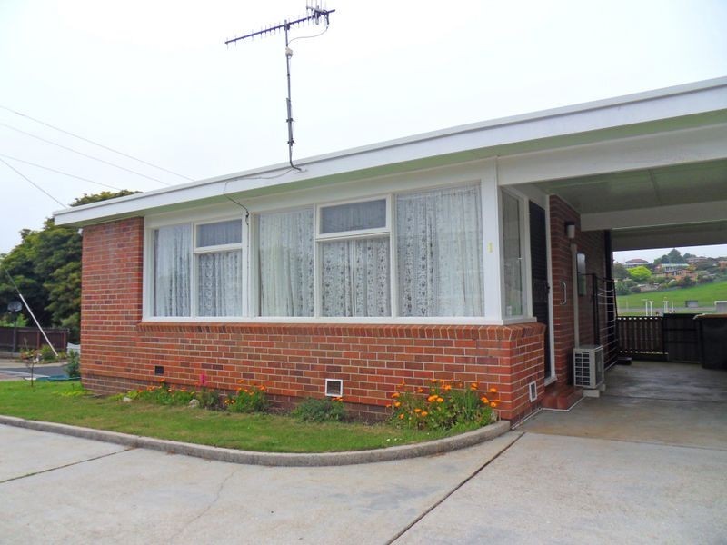 1/14 Howe Street, Burnie TAS 7320